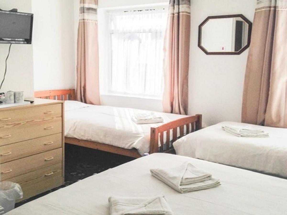 The Sandringham Court Hotel & Apartment Welcoming Large And Small Groups For 15 Years Blackpool Luaran gambar