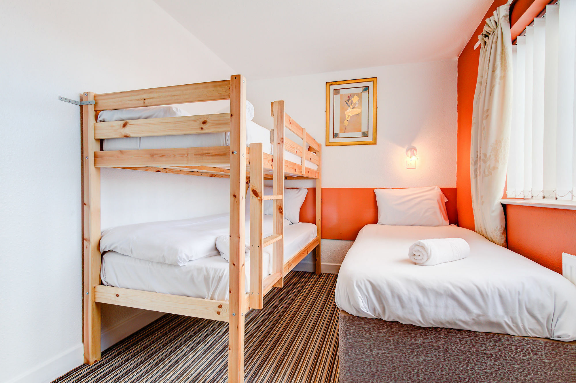 The Sandringham Court Hotel & Apartment Welcoming Large And Small Groups For 15 Years Blackpool Luaran gambar